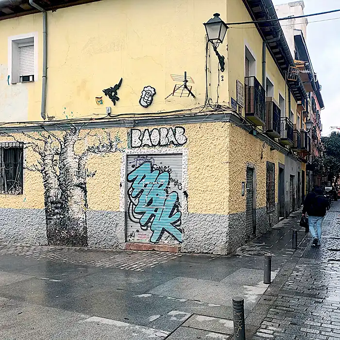 Eduardo Soto-Trillo. Hasta las tejas