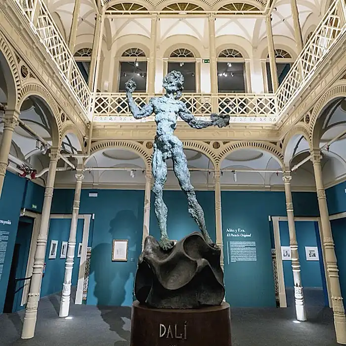 Reseña. Exposición Dalí infinito. Palacio de Gaviria copia