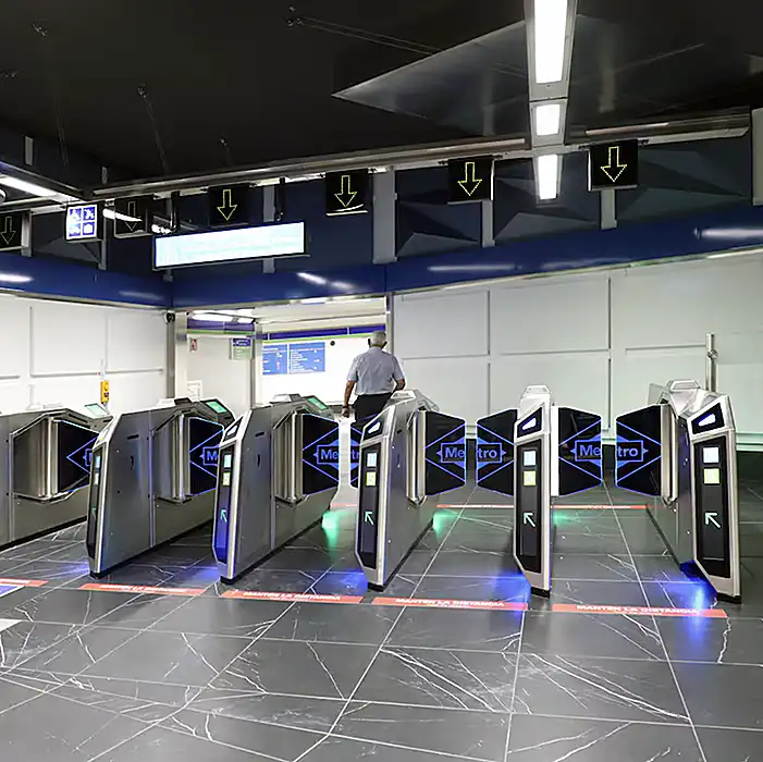 Resena.-El-pago-con-tarjeta-en-el-metro-de-Madrid